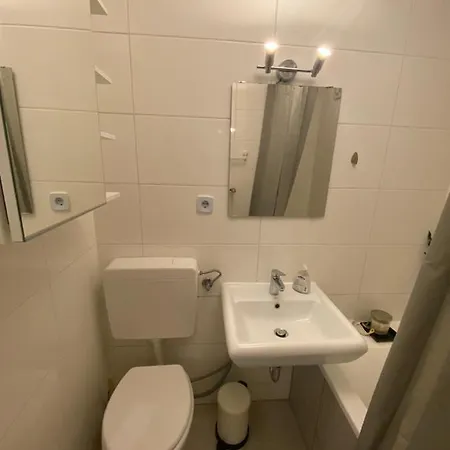 1 Bedroom Studio With Balcony Διαμέρισμα Μόναχο
