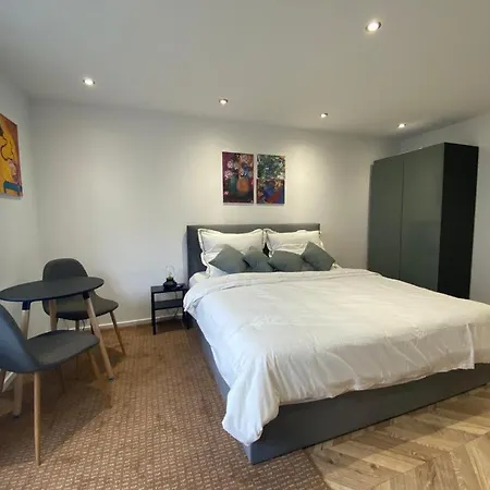 1 Bedroom Studio With Balcony *