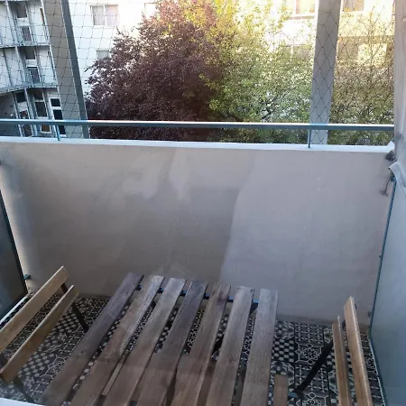 Appartement 1 Bedroom Studio With Balcony *