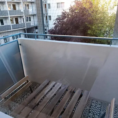 1 Bedroom Studio With Balcony *